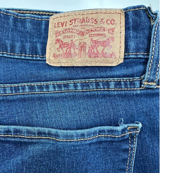 Levi's 711 Skinny Jean - Picture 4 of 6
